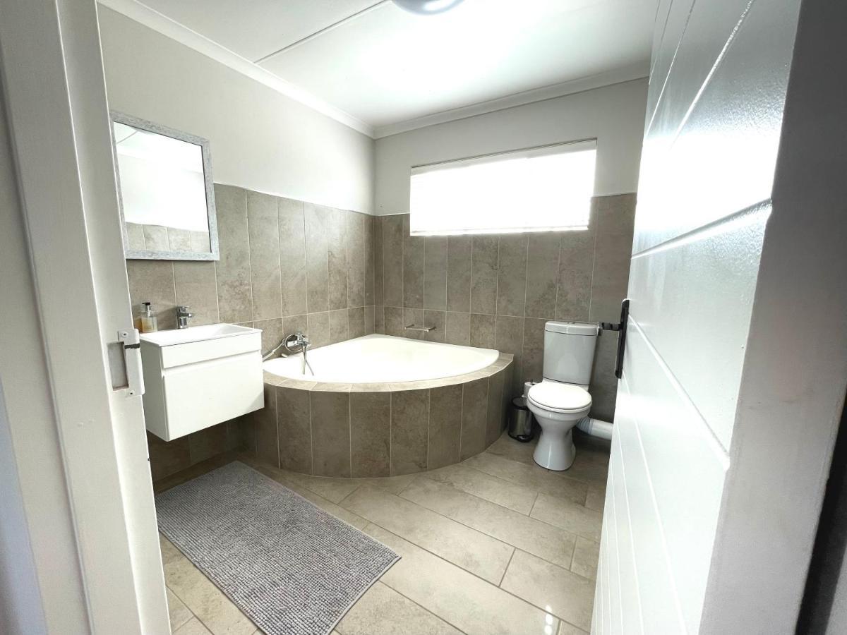 10 On Aquavista Addo River View Cottage Colchester Bagian luar foto